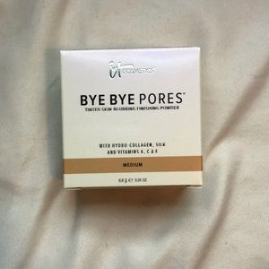 IT Cosmetics Bye Bye Pores Powder